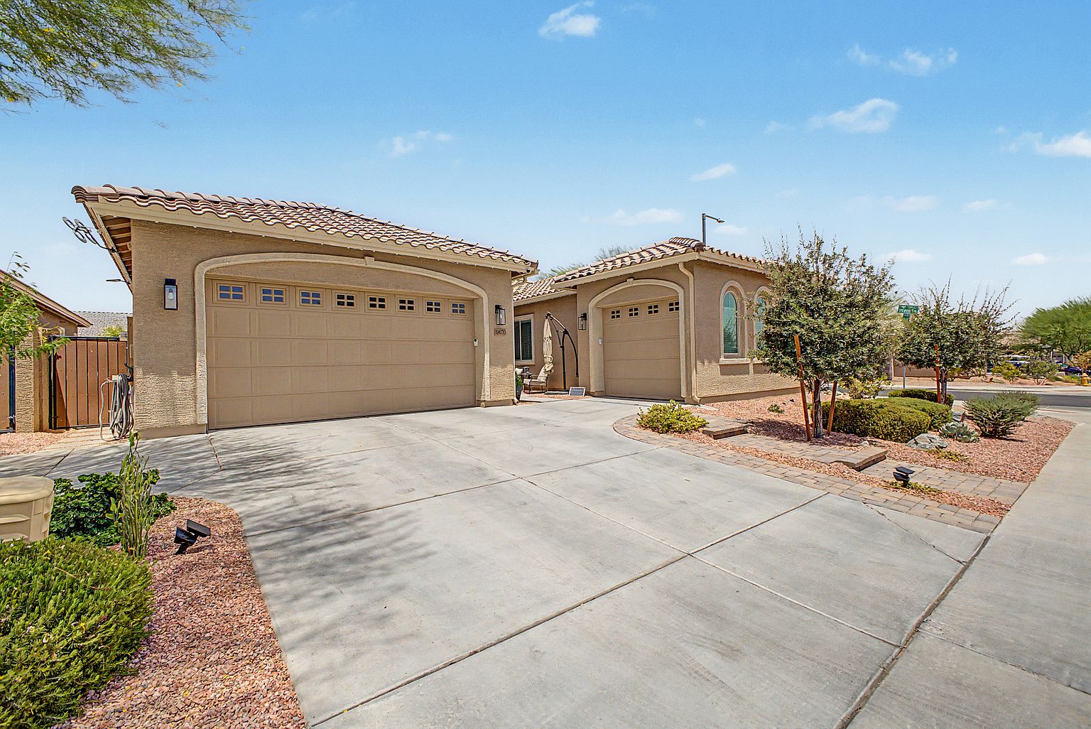 19670 W Flower St Buckeye, AZ 85396 photo 3
