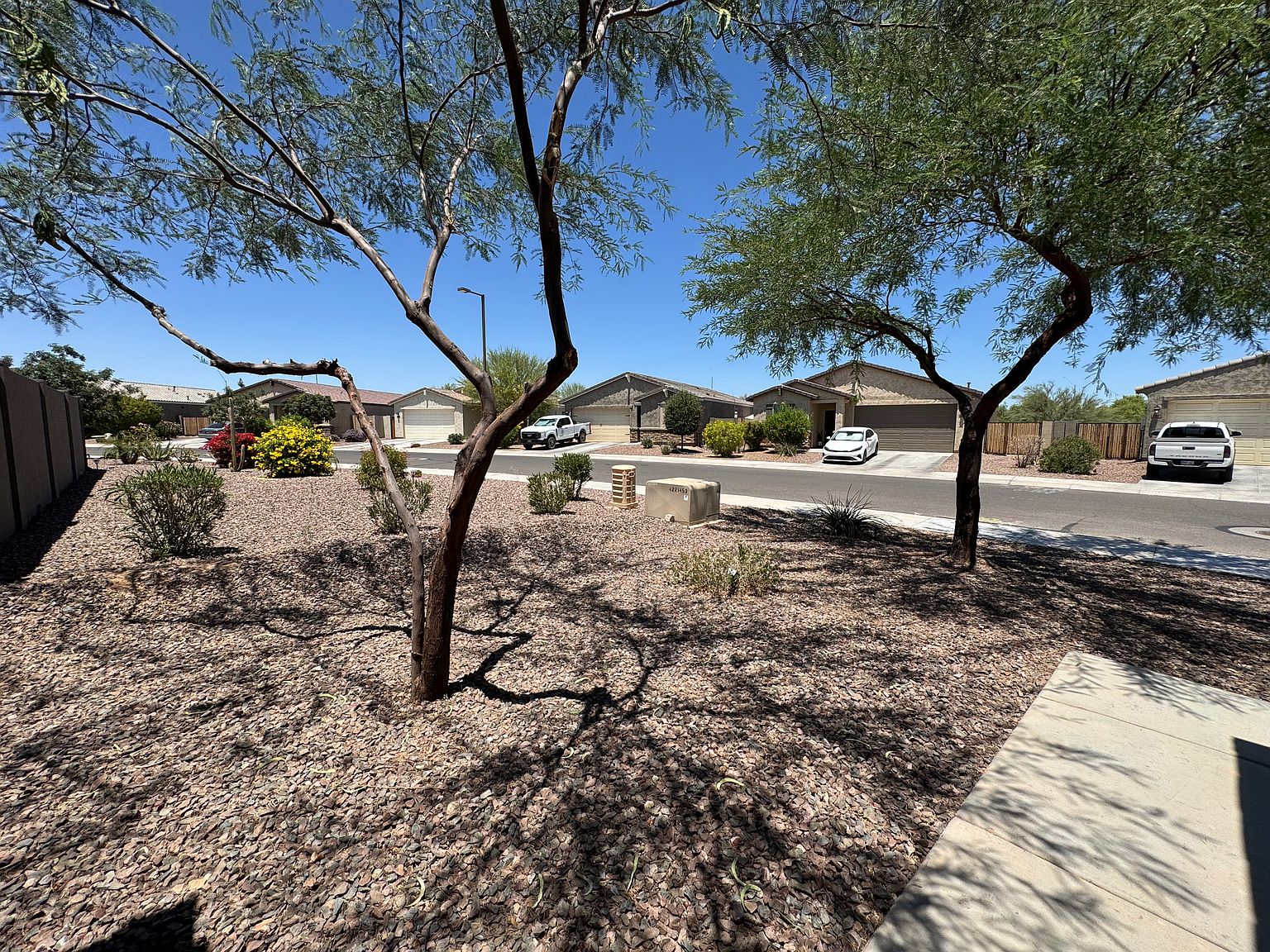 8880 N 185th Dr photo 2