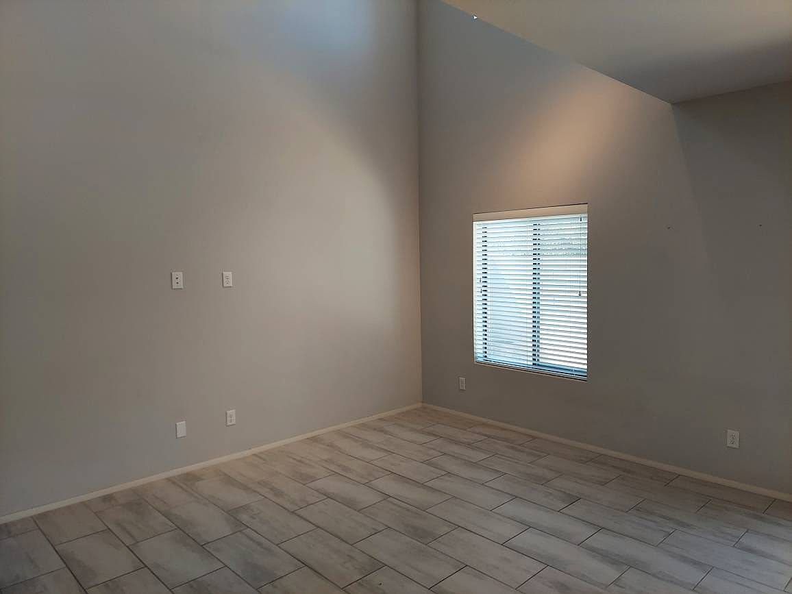 18777 N 43rd Ave Glendale, AZ 85308 photo 5