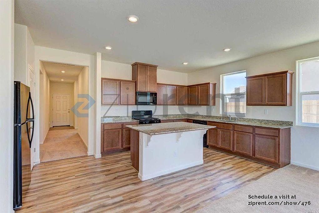 4688 Lincoln Lndg photo 5