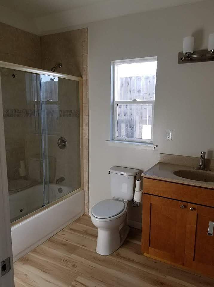 3295 Wilder Rd photo 2