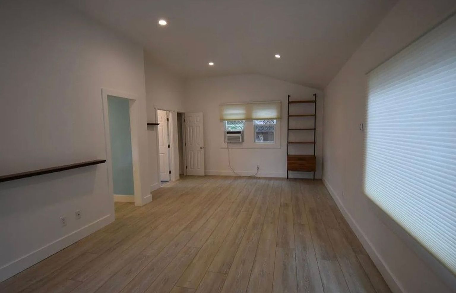 Others on Spencer Ave Unit Studio · Santa Rosa photo 4