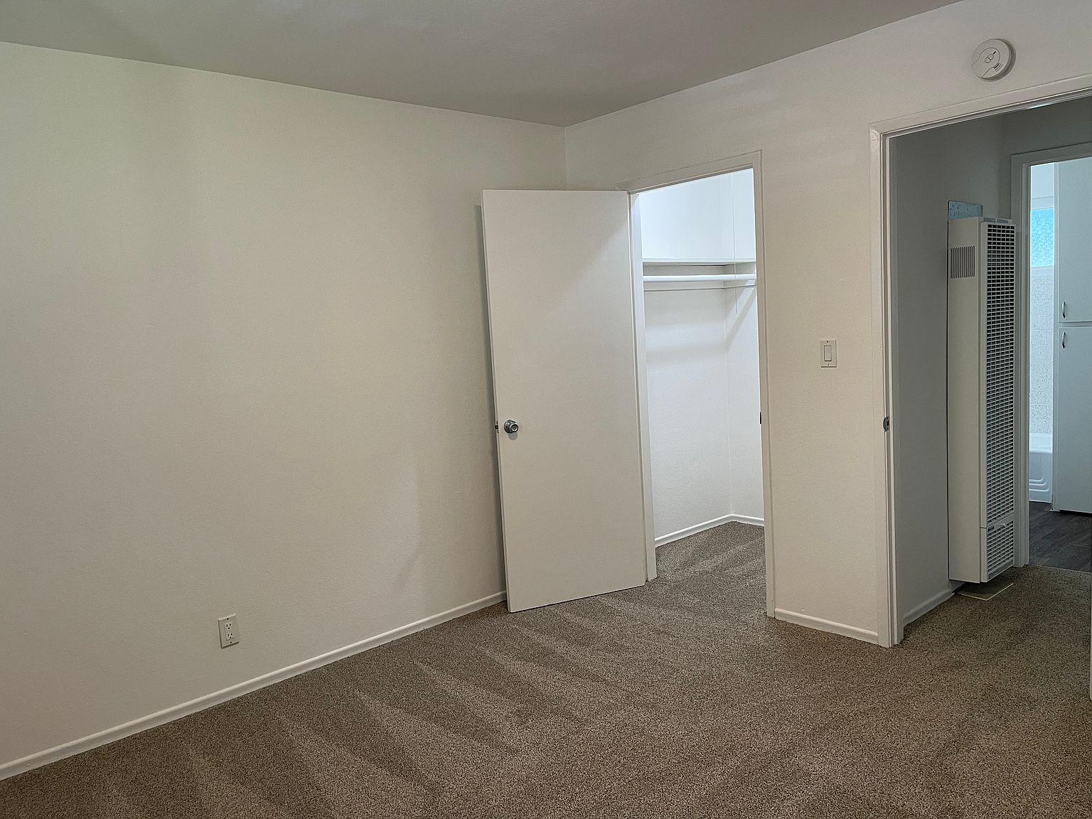 4062 Will Rogers Dr photo 5