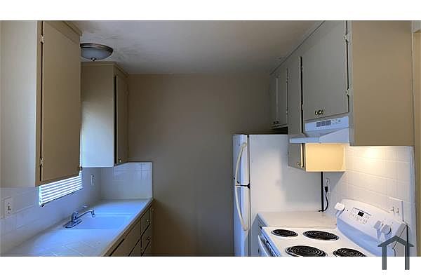3962 Hamilton Ave photo 4