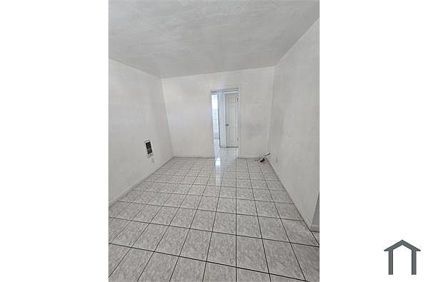 2407 Mather Dr photo 3