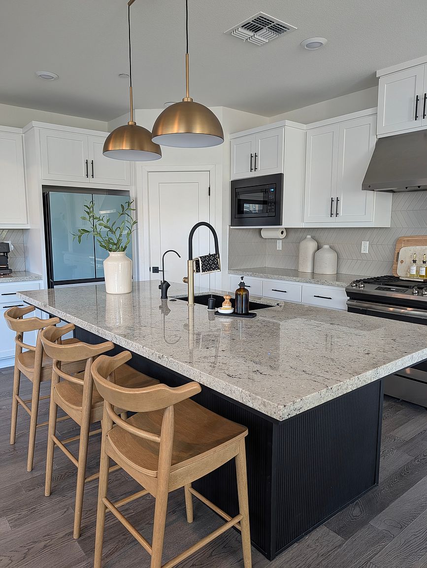 6987 Grenache Way photo 4
