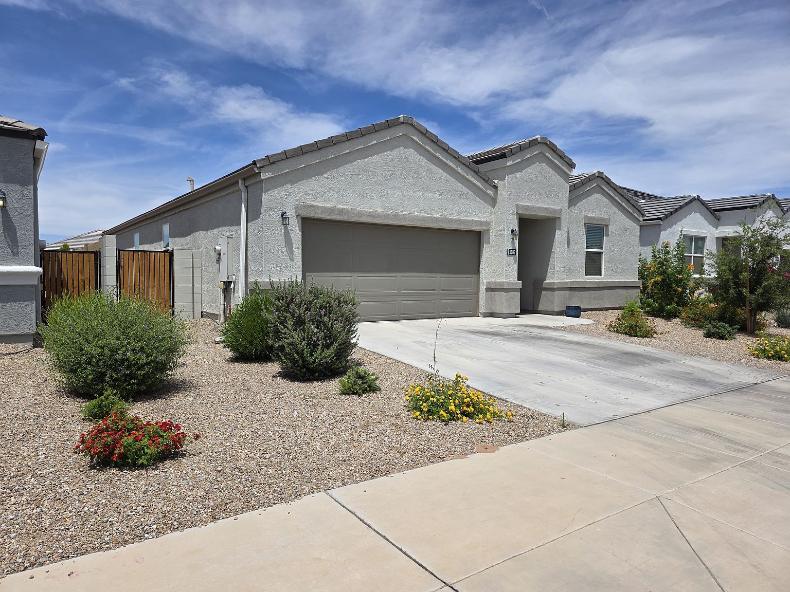 5082 E Diatomite Dr photo 2