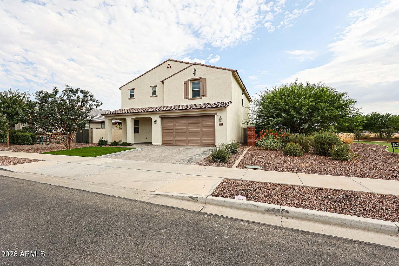 14090 W Old Oak Ln Surprise, AZ 85379 photo 5