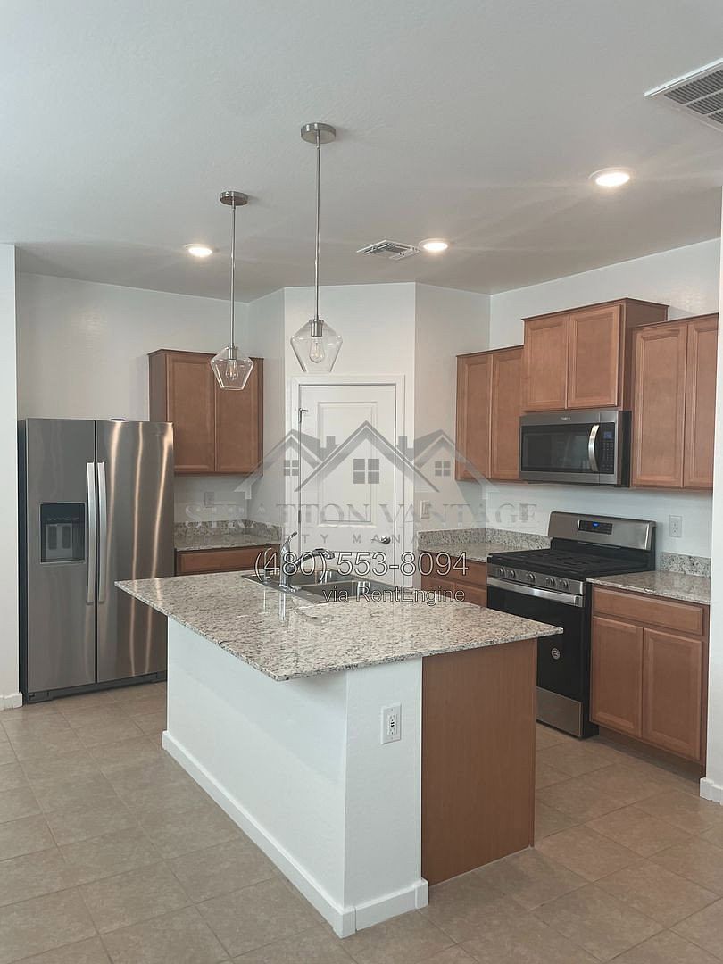 14169 W Voltaire St photo 5