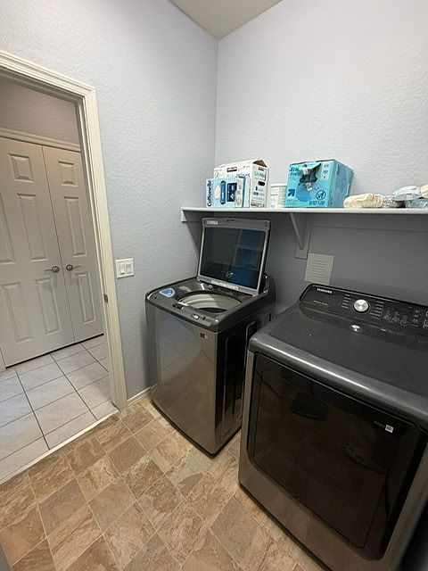 6492 W Sonoma Way photo 2