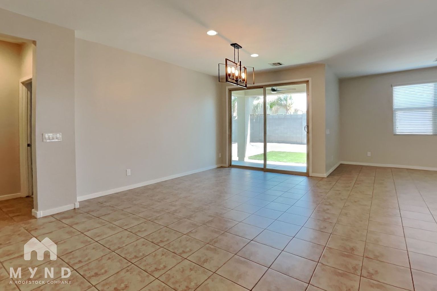 565 W Tallula Trail Queen Creek, AZ 85140 photo 2
