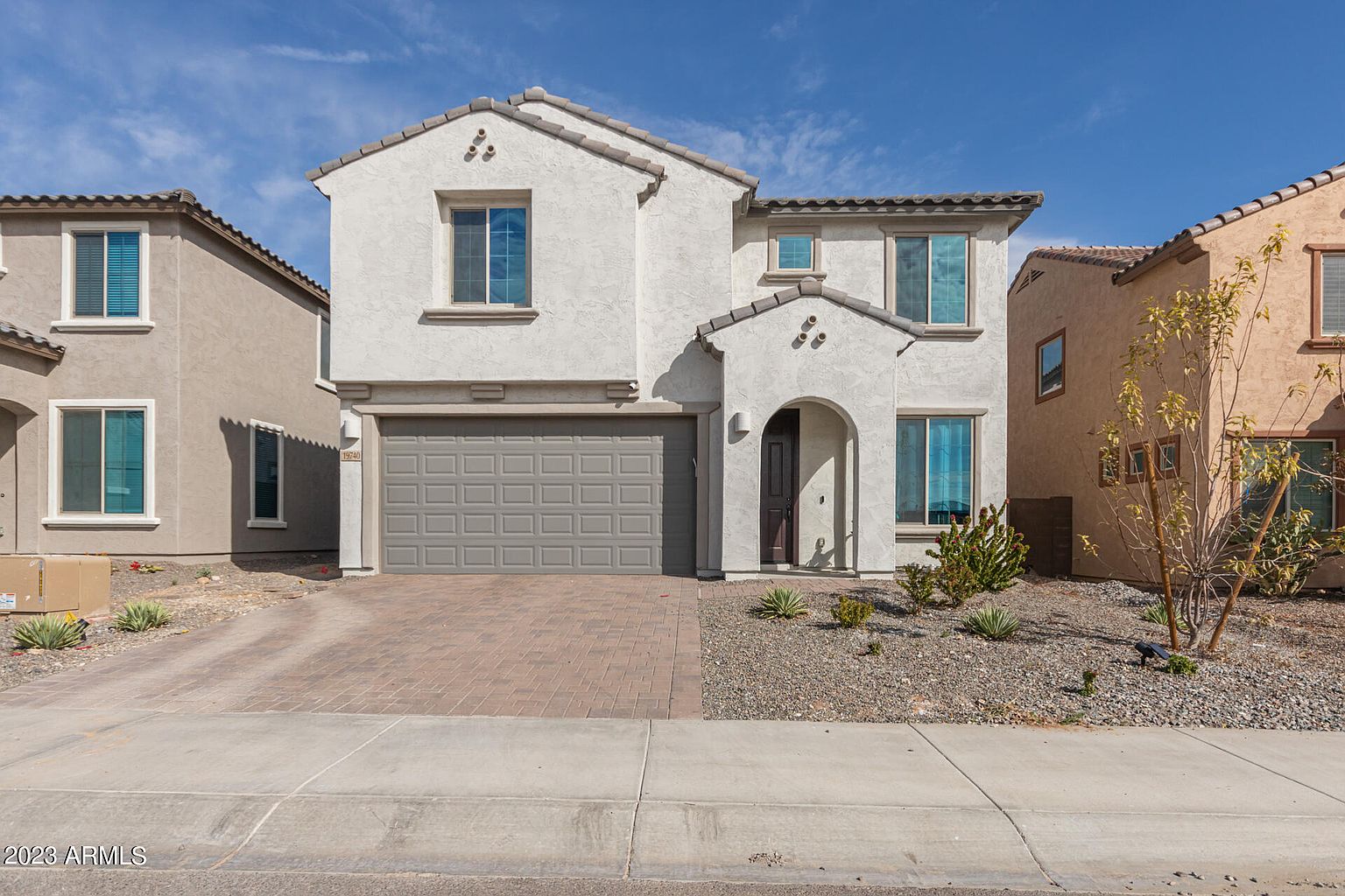19740 W Palo Verde Dr photo 4
