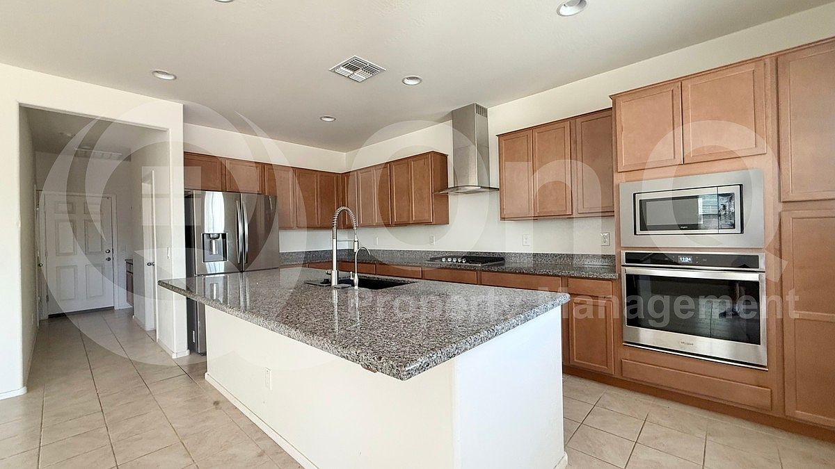 2491 S 123rd Dr photo 3