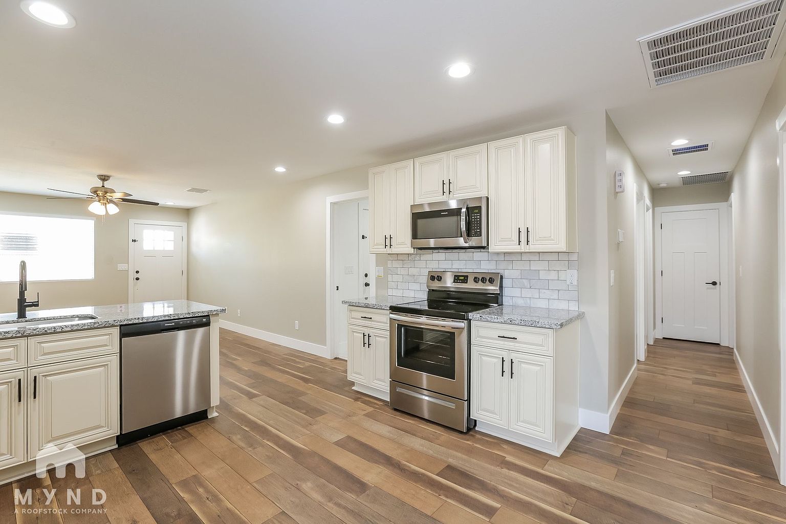 5108 S 23rd Ave Phoenix, AZ 85041 photo 3