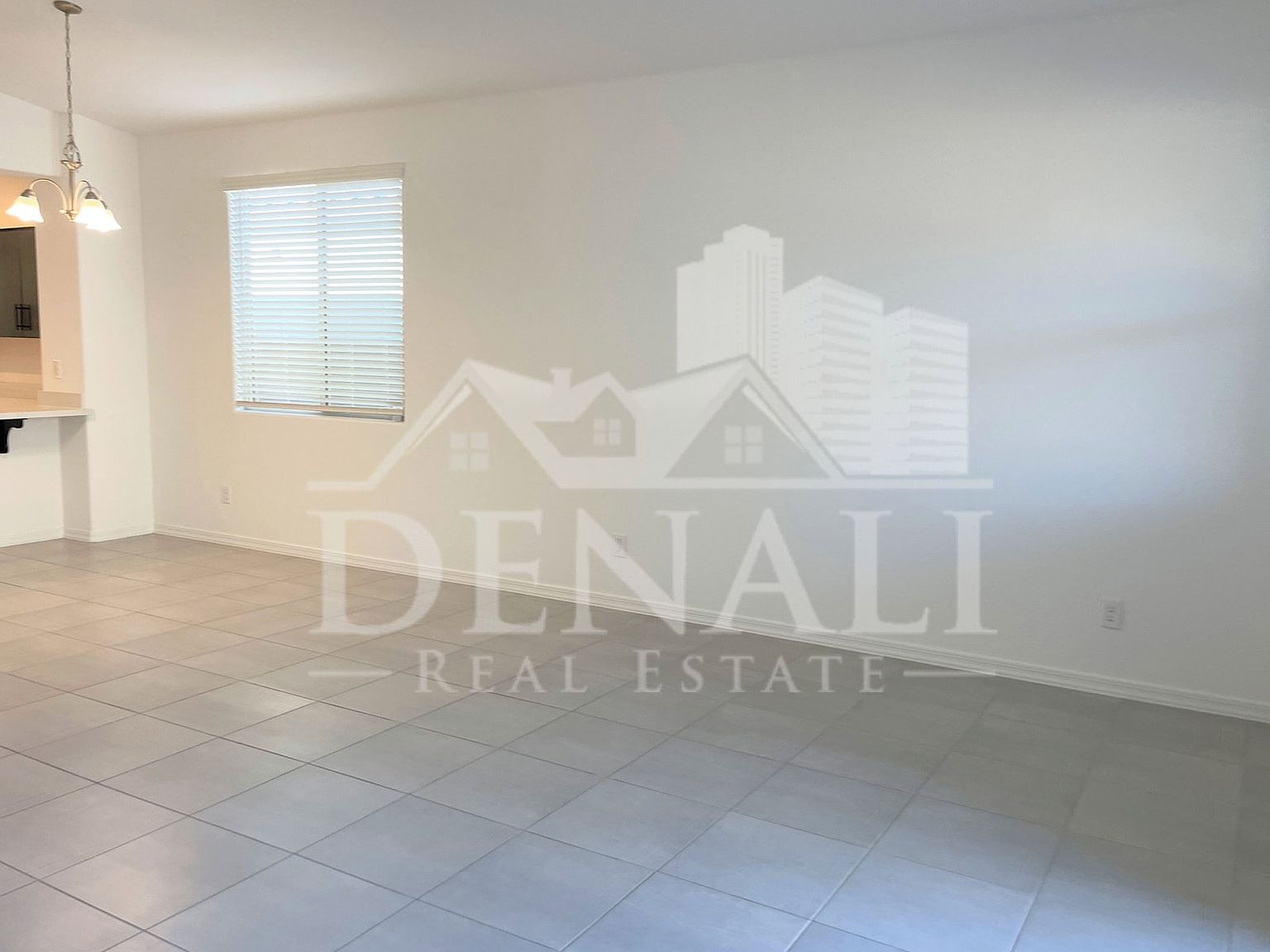 7954 W Medlock Dr Glendale, AZ 85303 photo 5