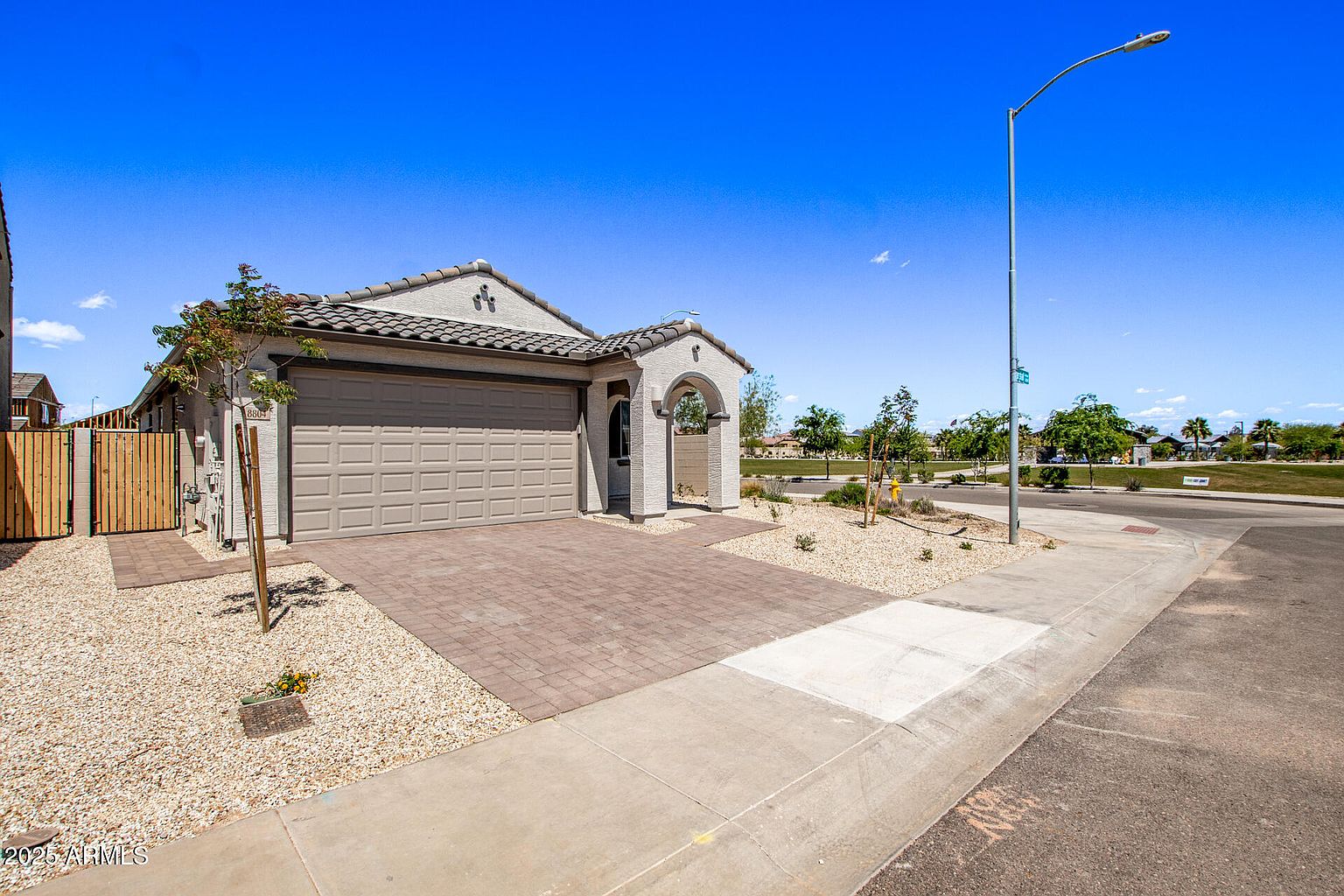 8804 W Marshall Ave photo 5