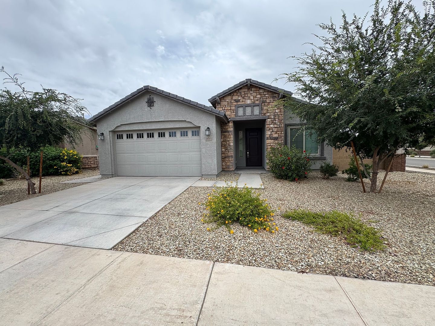 24515 N 165th Ave Surprise, AZ 85387 photo 2