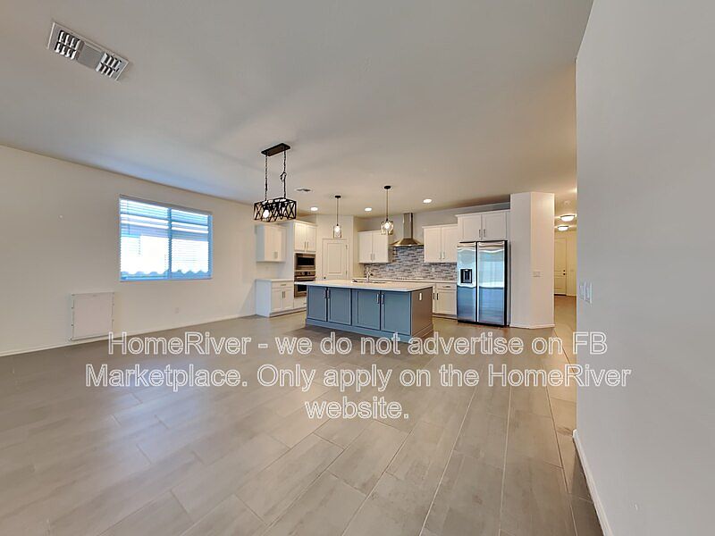 17674 W Via De Luna Dr photo 3