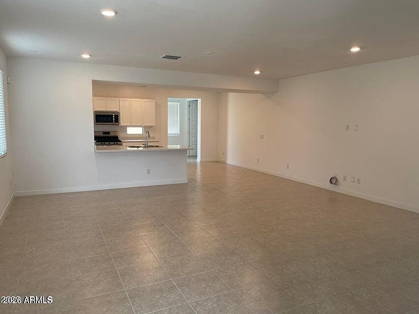 16524 W Alameda Rd photo 4