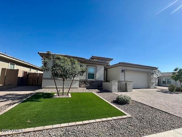8513 W Rancho Dr photo 2