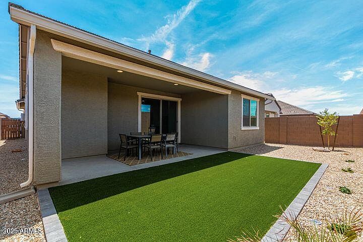 8914 W Palo Verde Dr Glendale, AZ 85305 photo 2