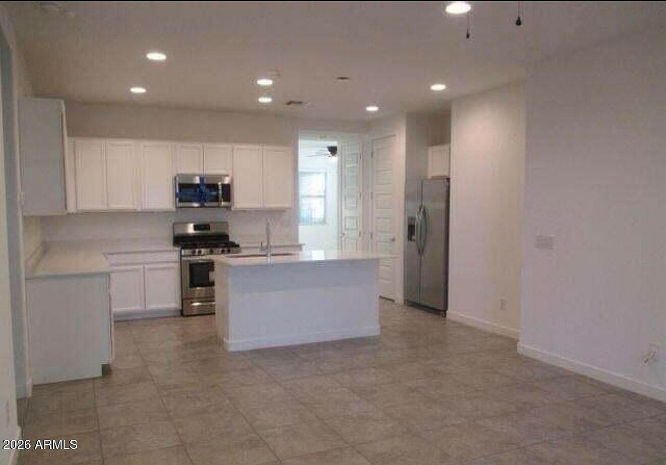 5962 N 90th Dr photo 5
