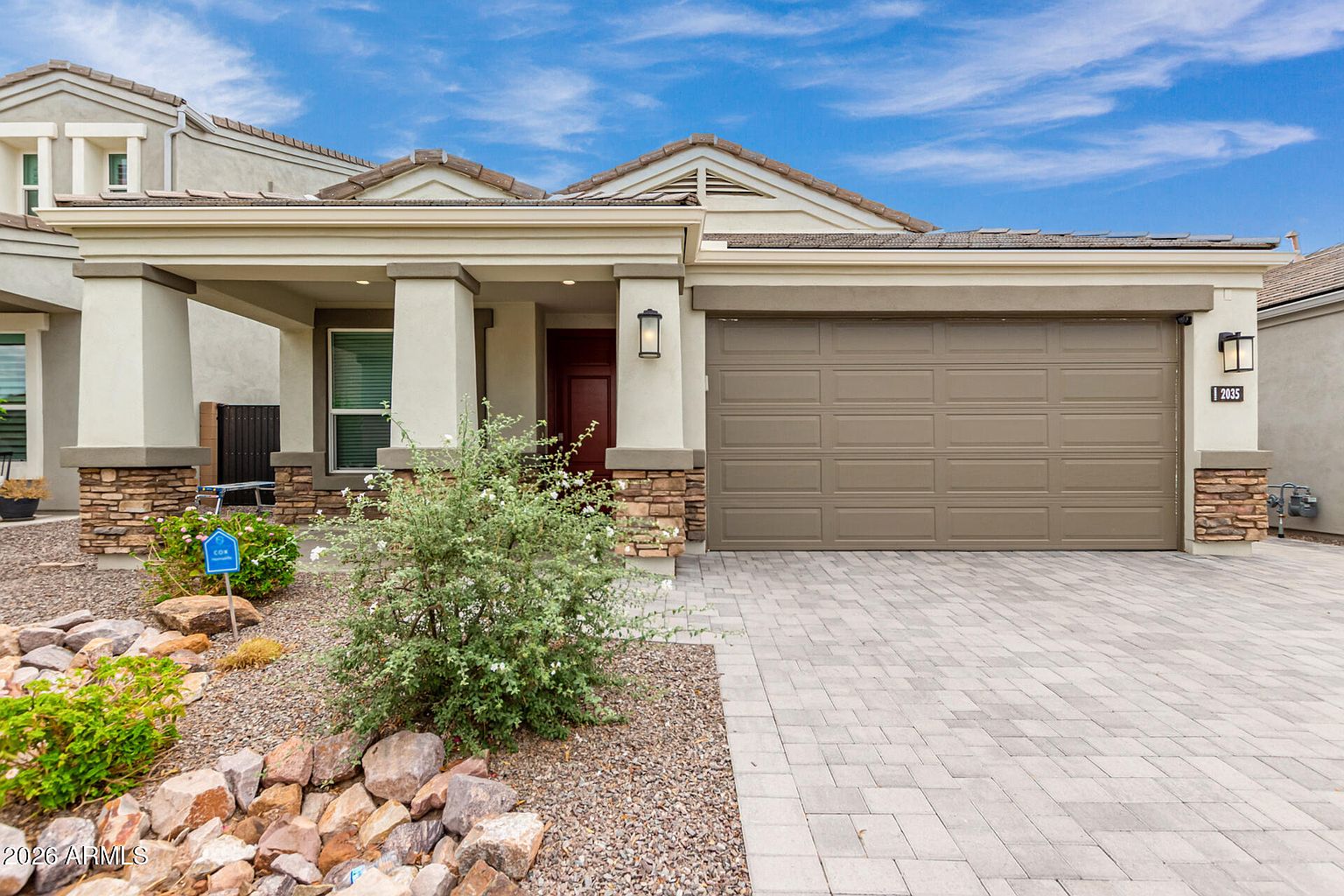 2035 E Northwood Dr