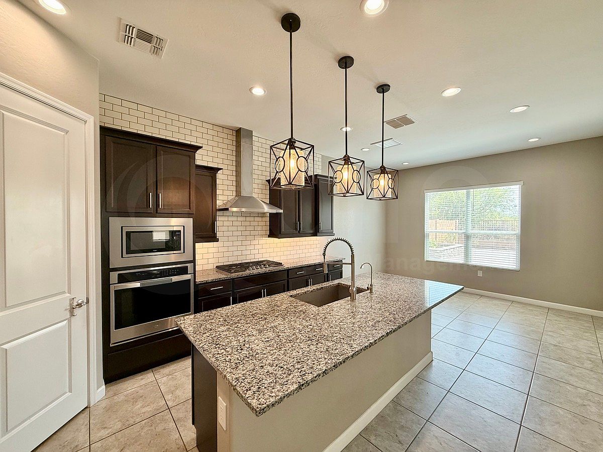 2057 E Questa Dr Phoenix, AZ 85024 photo 5