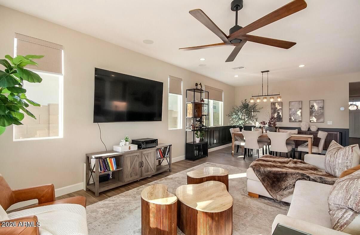 11353 N Luckenbach St Surprise, AZ 85388 photo 5