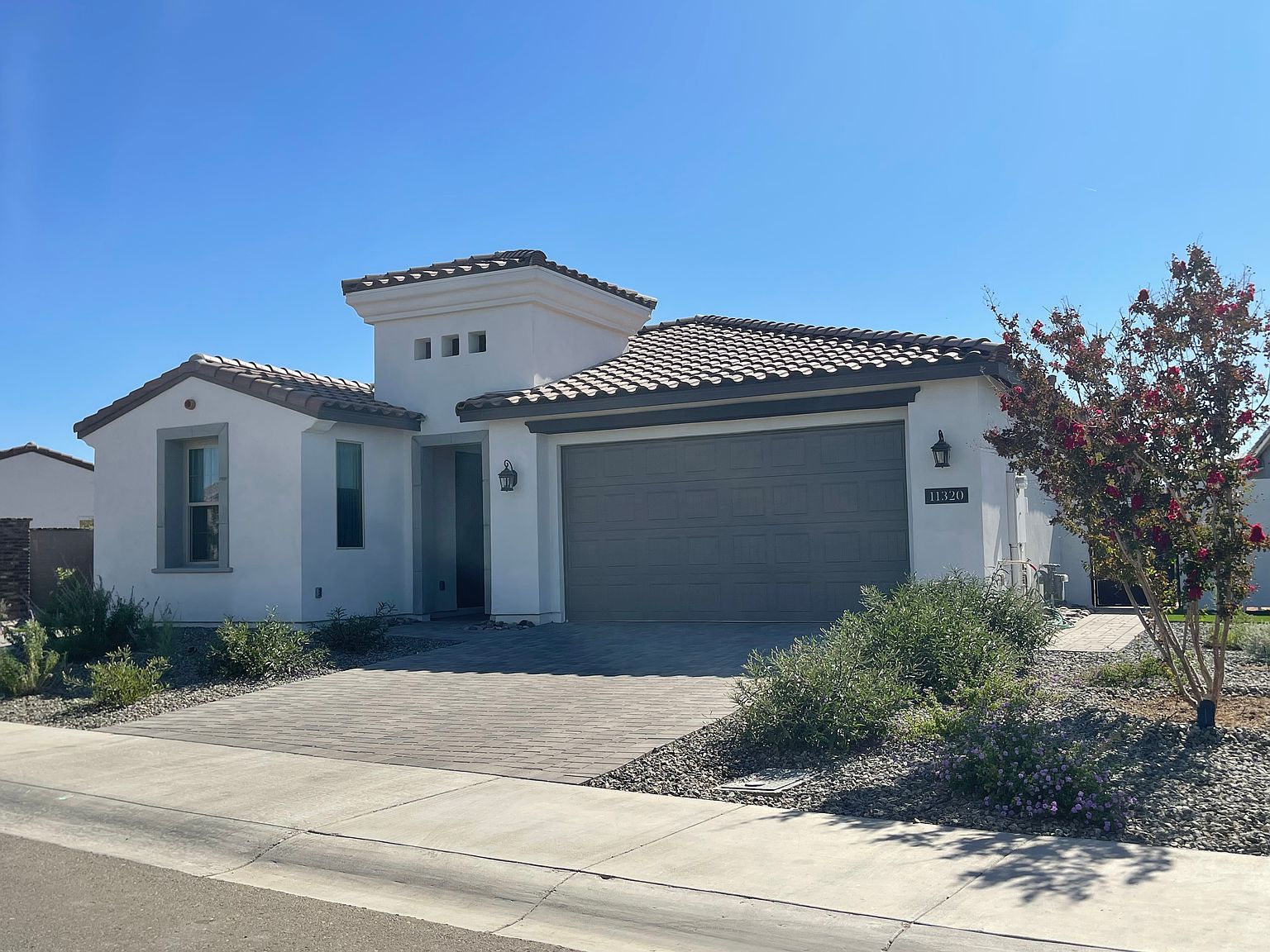 11320 N Northfield St Surprise, AZ 85388 photo 2