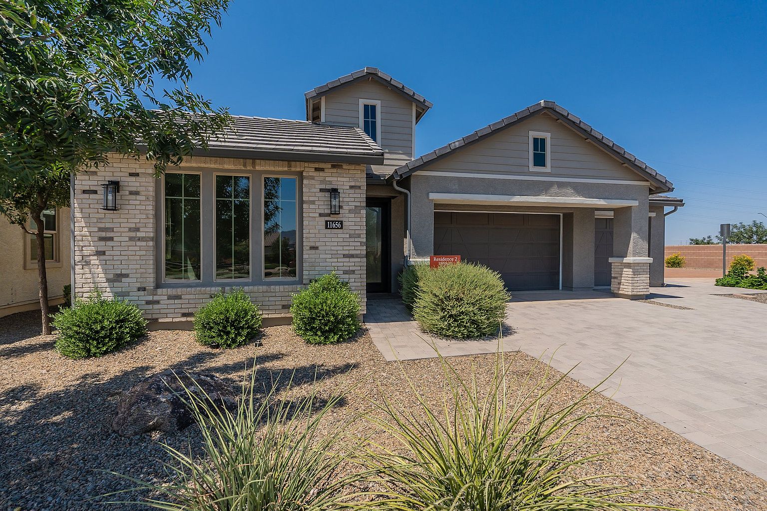 11656 W Luxton Ln photo 3