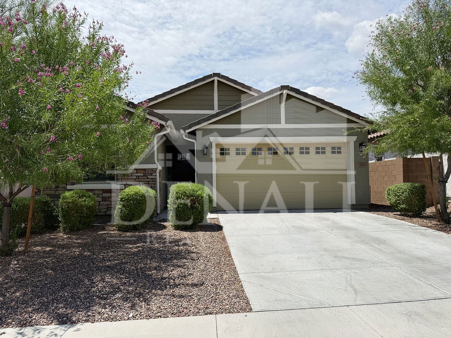 12523 W Calle de Sol Peoria, AZ 85383 photo 4