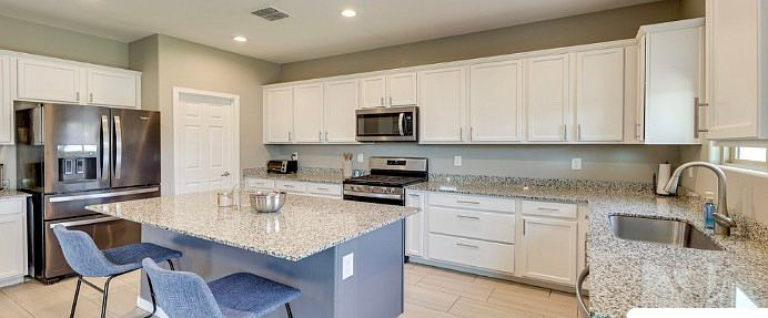 17150 W Tonto St photo 5