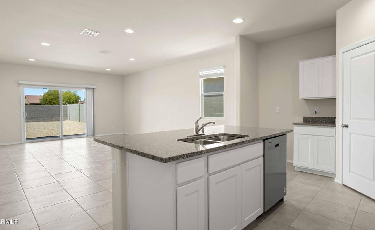 1164 W Sand Canyon Ct Casa Grande, AZ 85122 photo 4
