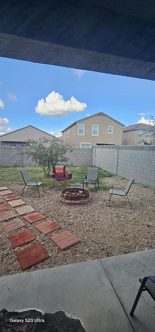 35444 W San Alvarez Ave photo 4