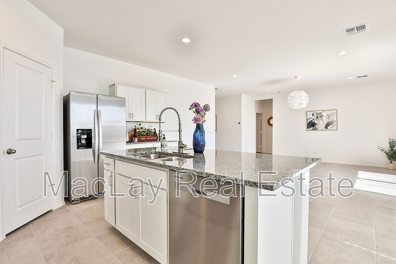 1133 W Descanso Canyon Dr Casa Grande, AZ 85122 photo 3