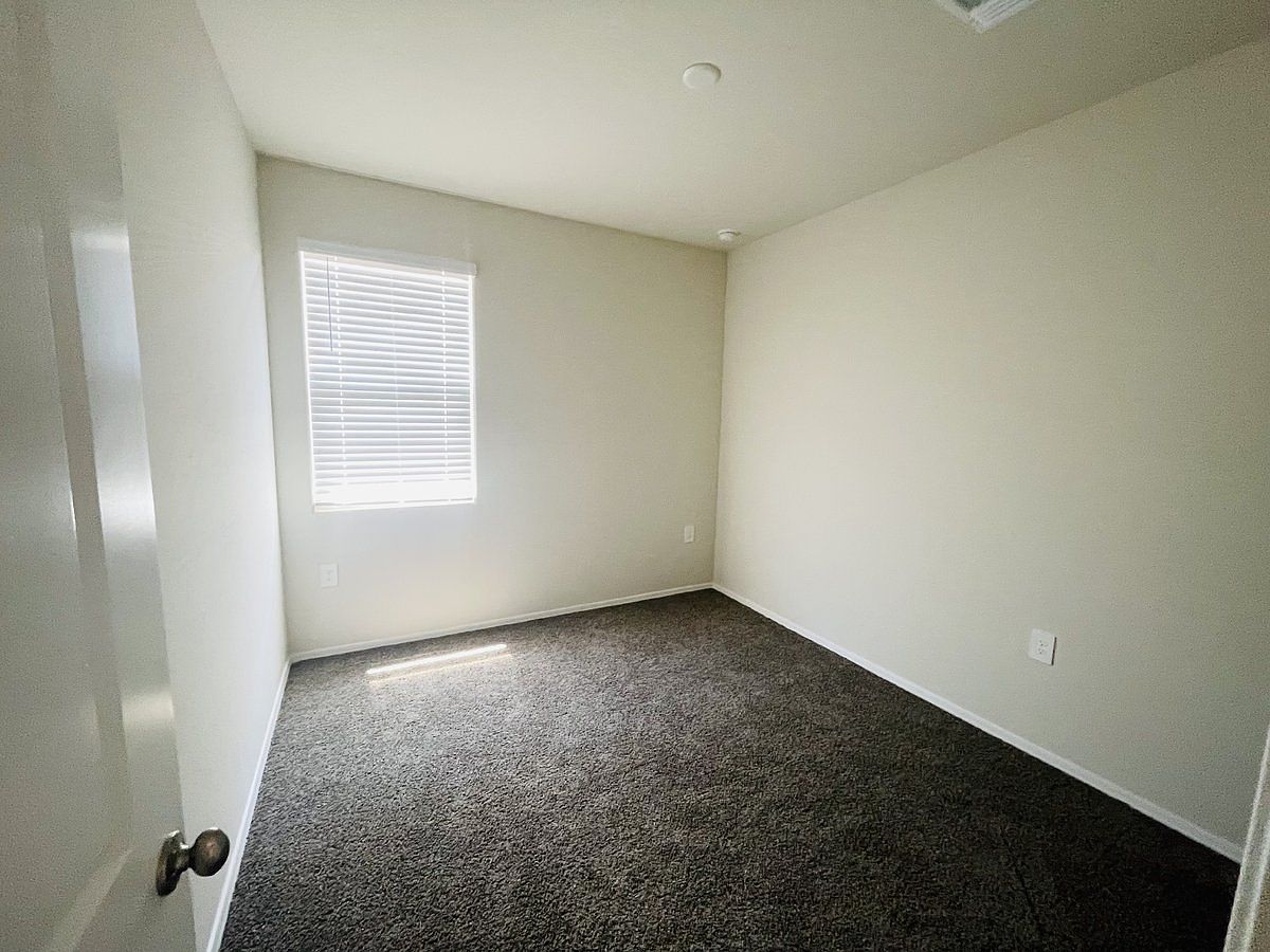 35433 W San Alvarez Ave Maricopa, AZ 85138 photo 5