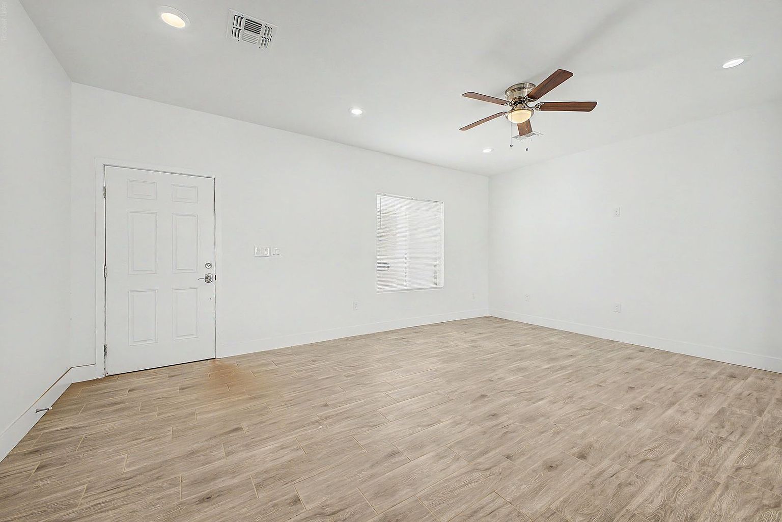 12102 S Airport Rd Buckeye, AZ 85326 photo 3