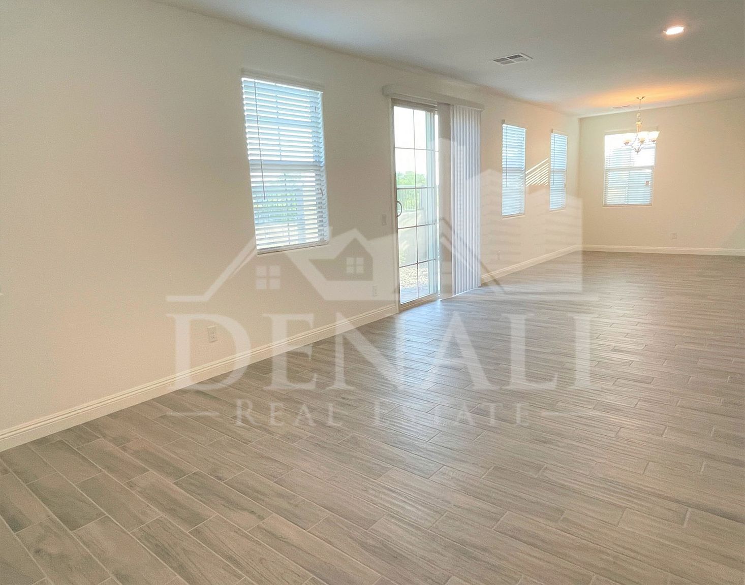 242 N Sunrise Mesa, AZ 85205 photo 4