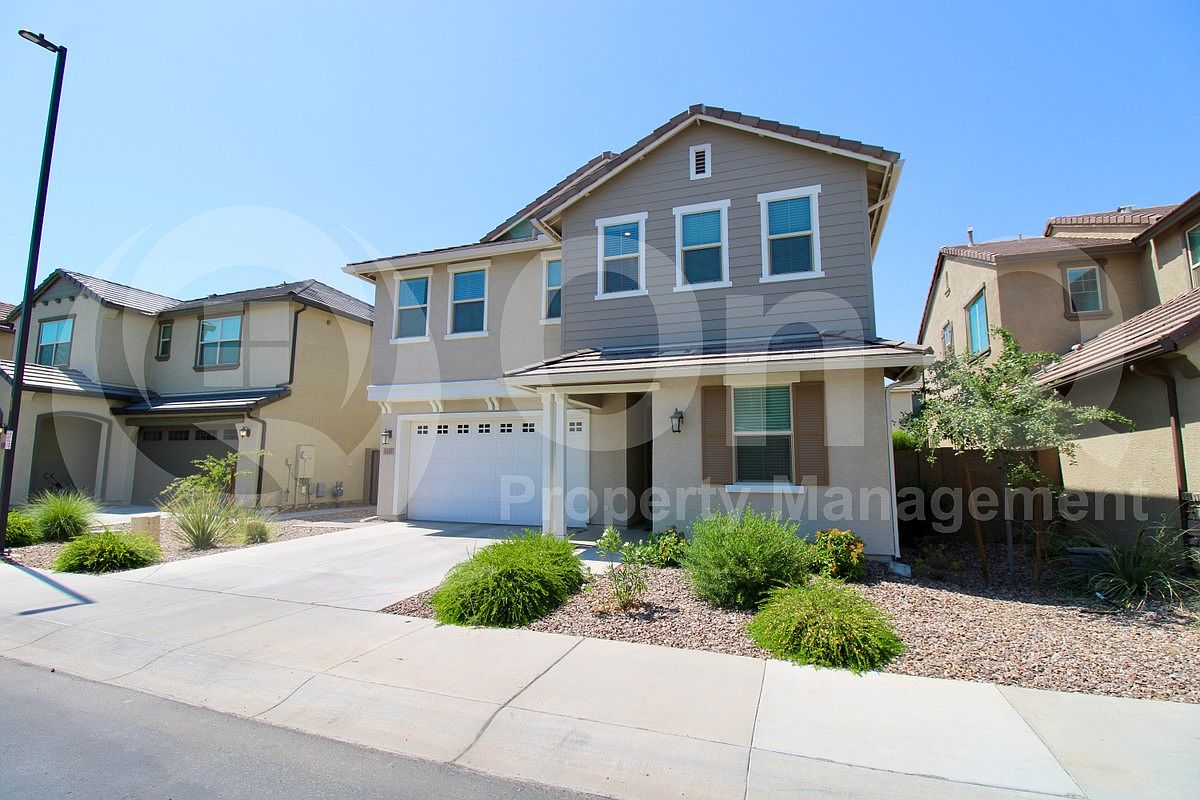 1045 E Thompson Way Chandler, AZ 85286 photo 3