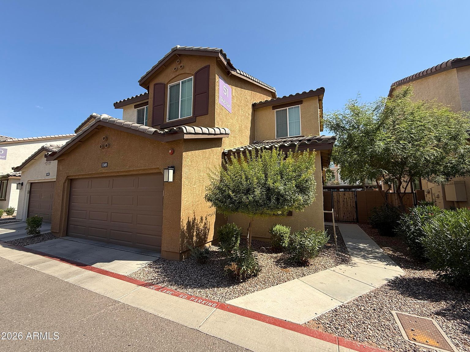 1255 N Arizona Ave photo 2