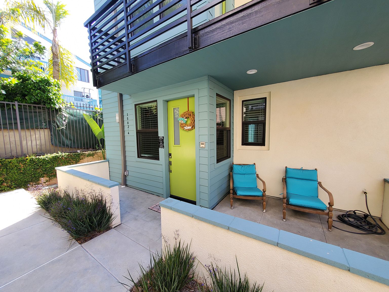 1562 Vista Del Mar Way photo 4