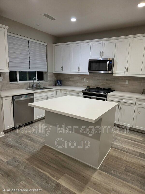 8612 Chaparral Way photo 5