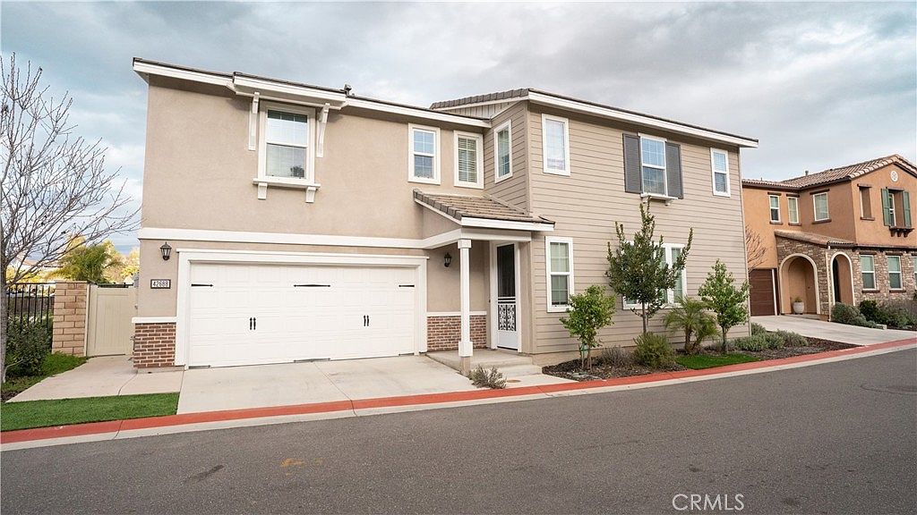 42688 Azure St photo 2