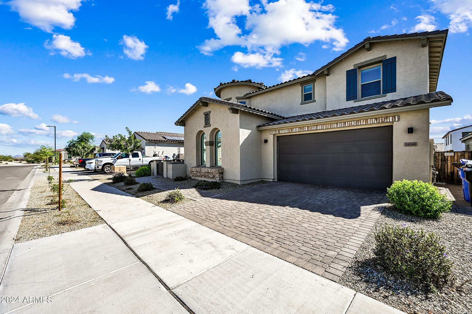 14049 W Desert Hollow Dr Surprise, AZ 85387 photo 2