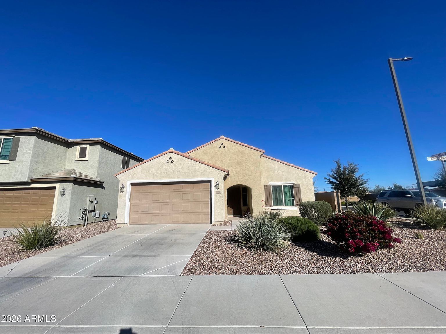 Furnished 3 Bed + Den In Anthem At Merrill Ranch | Resort Amenities photo 2