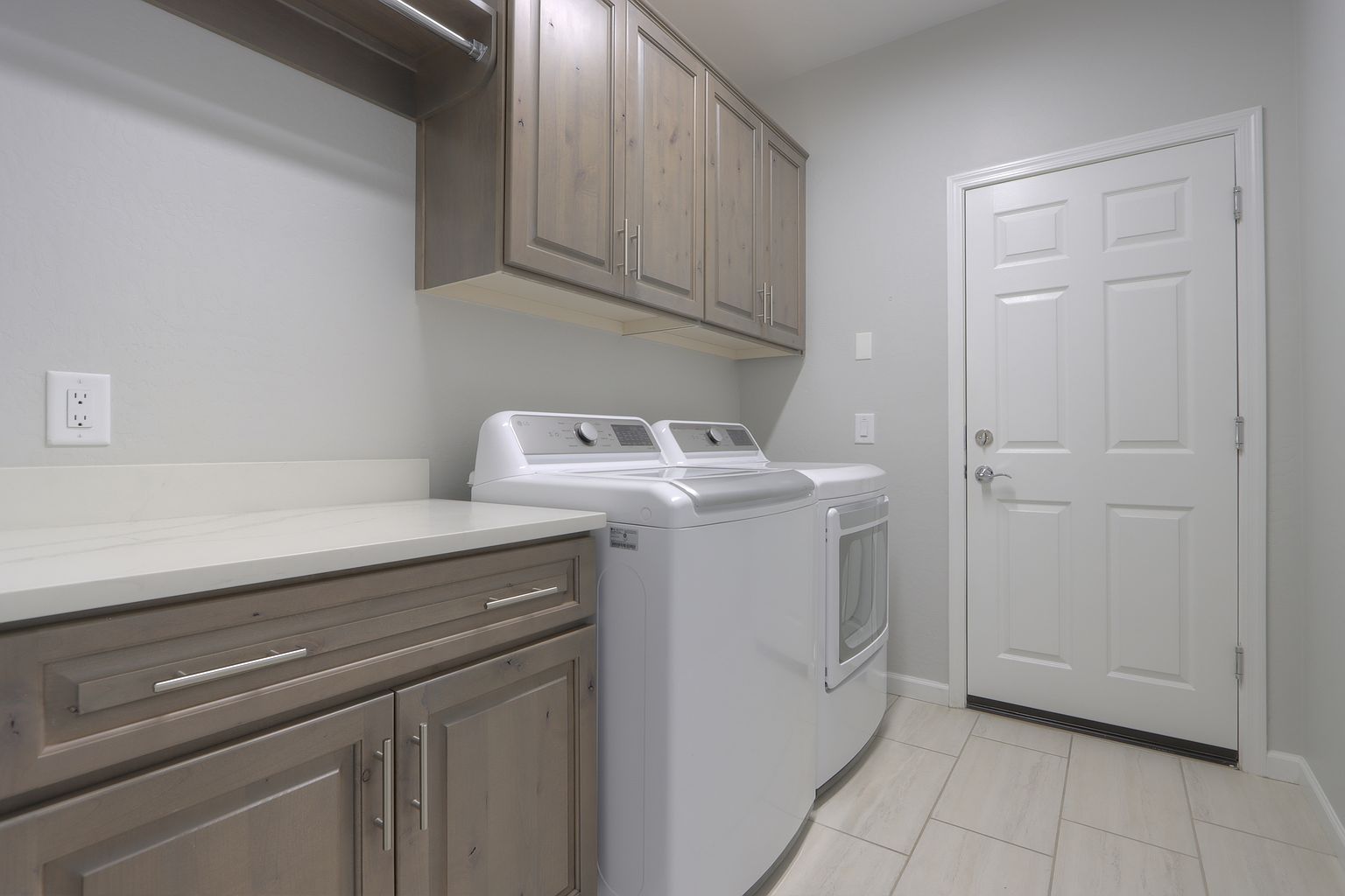 5656 W Posse Dr photo 2