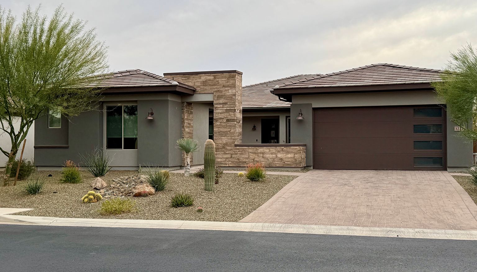 3221 Buckaroo Ct photo 2