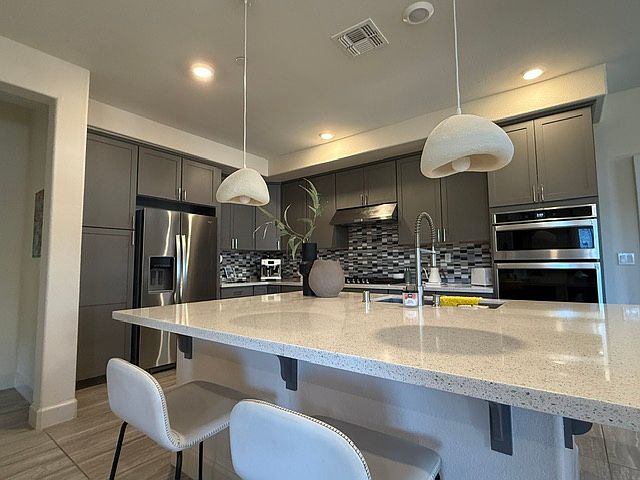 7070 Stags Leap Ln photo 3