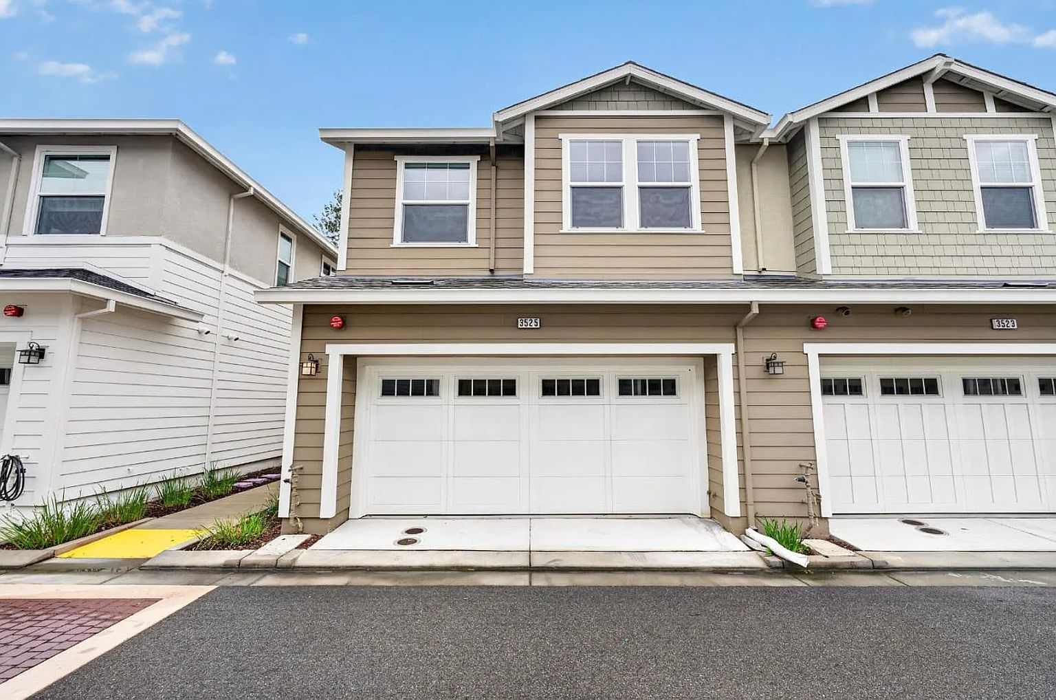 3525 Teeling Ct photo 3